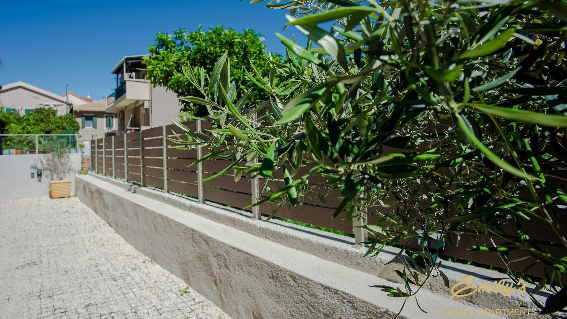Emily'S Luxury Apartments/ Garden Аргостолион Греция